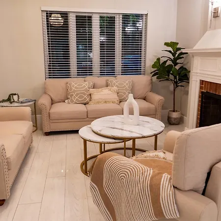 Riverside Luxury Retreat 3B ,3Ba Next To Downtown